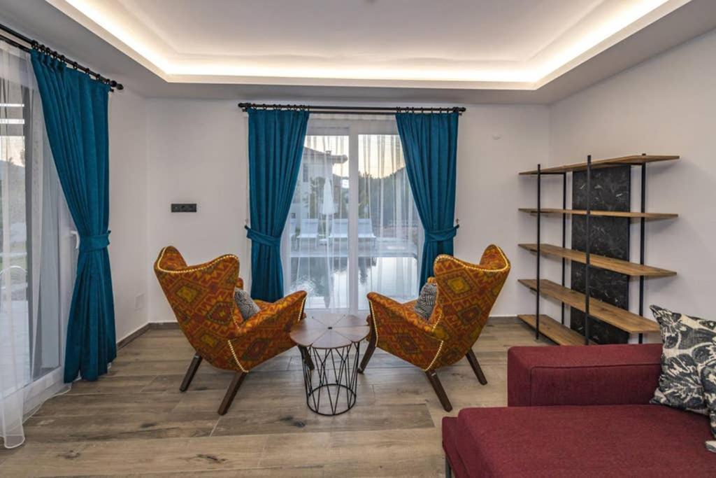 Bella- 4 Bedroom Holiday Villa In Oludeniz Фетхіє Екстер'єр фото