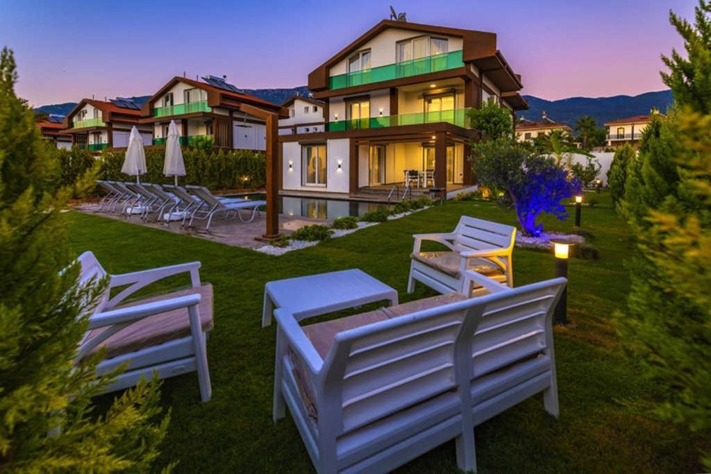 Bella- 4 Bedroom Holiday Villa In Oludeniz Фетхіє Екстер'єр фото