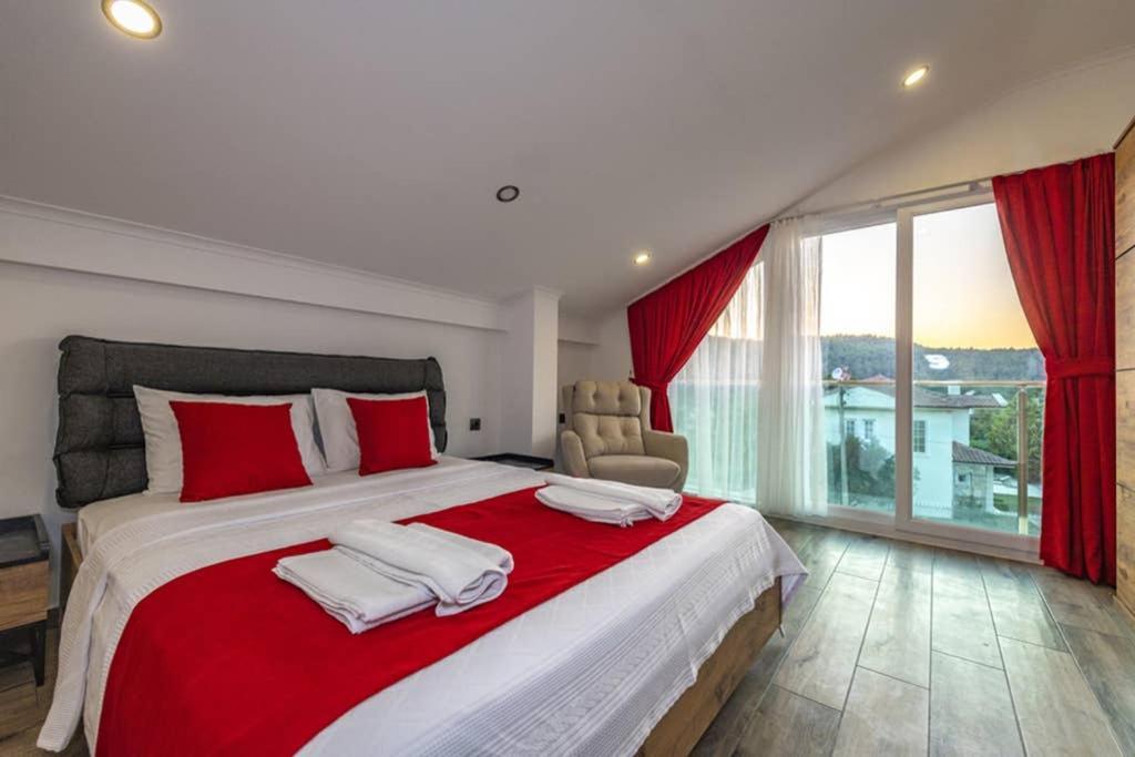 Bella- 4 Bedroom Holiday Villa In Oludeniz Фетхіє Екстер'єр фото
